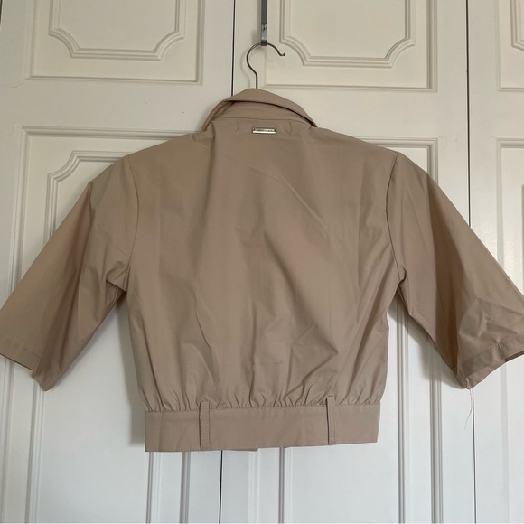 Maniere de Voir Beige Crop Top - Picture 3 of 4